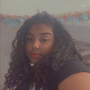 Meet your Posher, Arabella